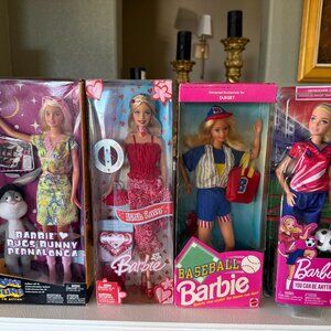 Vintage Barbie group from 90's and early 2000's